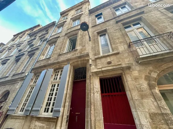 Studio 1 pièce 24 m²