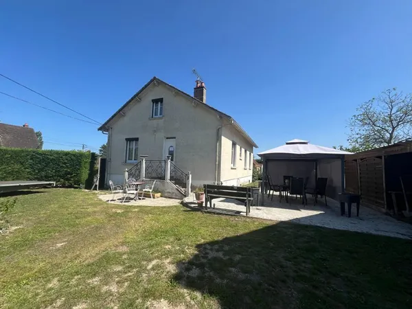 Maison Brinon Sur Sauldre 5 pièce(s) 112 m2