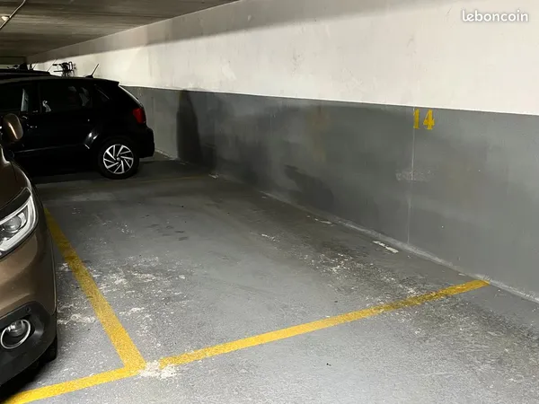 Place de parking sous sol Issy/meudon