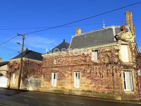 A vendre - Maison de maître - 6 pièces - 128m² - Doué en Anjou - D5918