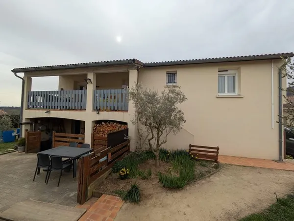 Saint-Victor 88m2 avec 900m2 de terrain