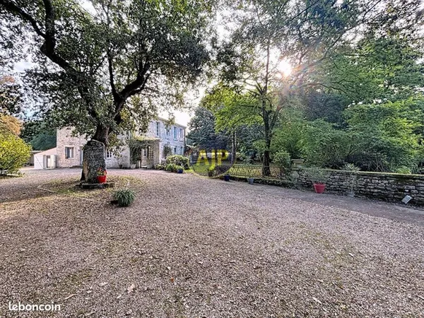 Maison 7 pièces 178 m²