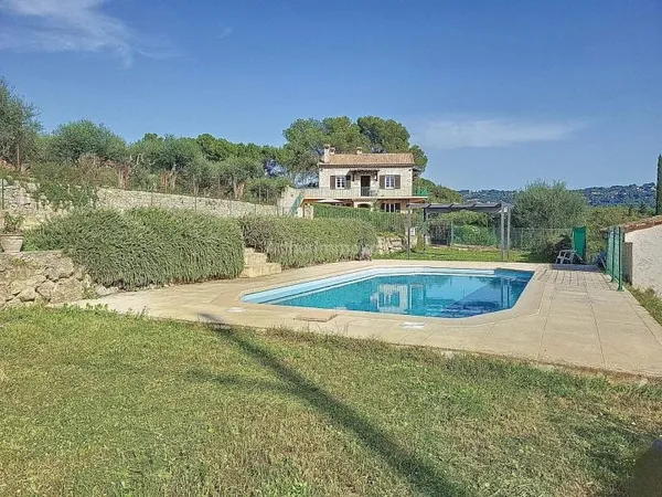 Maison 5 pièces 142 m²
