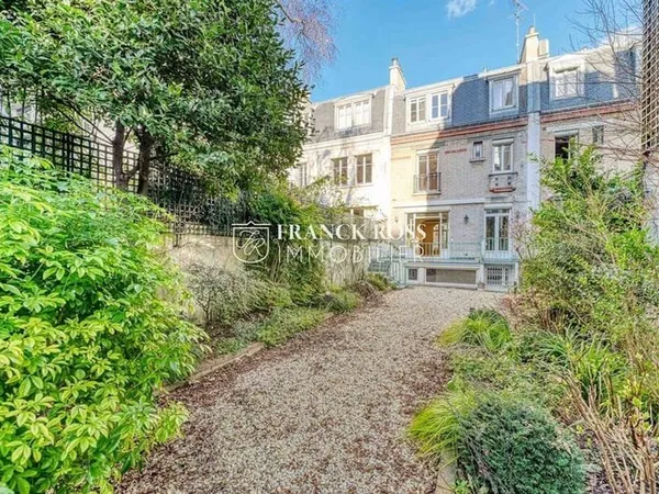 Hôtel particulier 9 pièces 280 m²