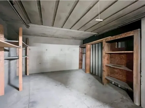 Parking 13 m²