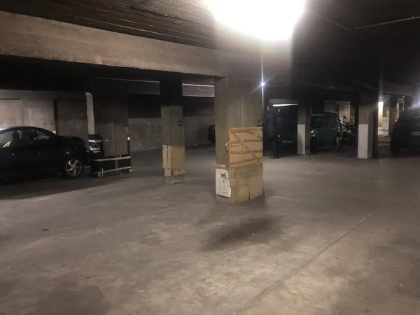 Parking 11 m²