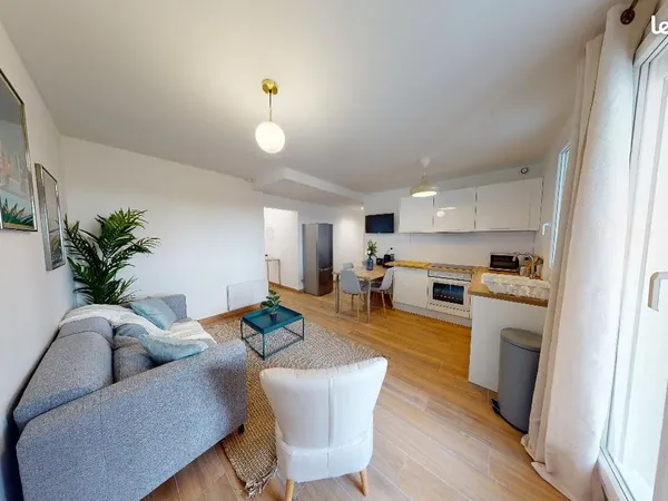 Appartement 102 m² - 5 chambres - Le Mans (Université / Ribay)
