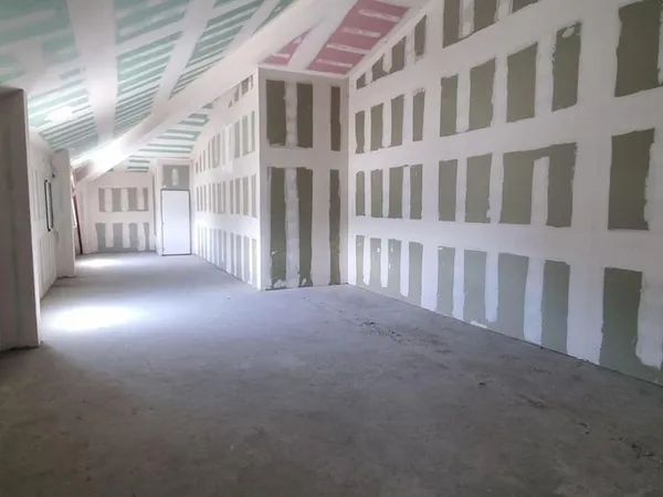 Bureau 170 m²