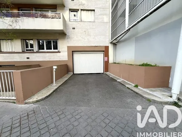 Parking 10 m²