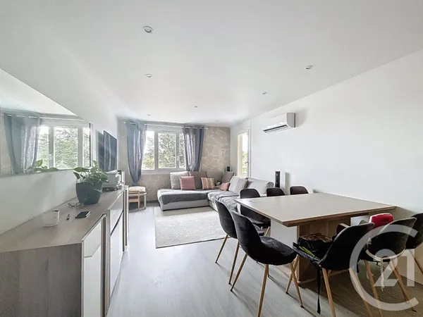 Appartement 4 pièces 76 m²