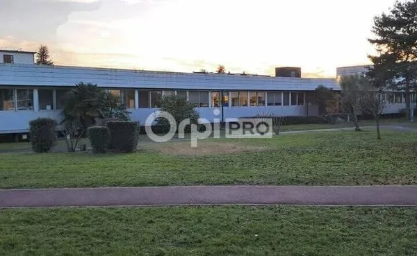 Bureaux 142 m²