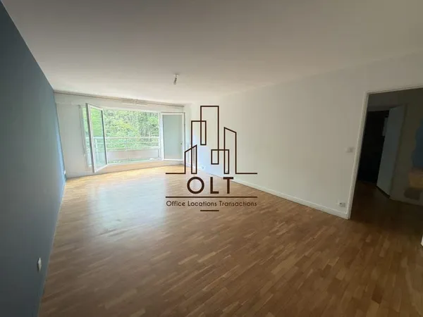A VENDRE - APPARTEMENT 2 PIÈCES - SURESNES