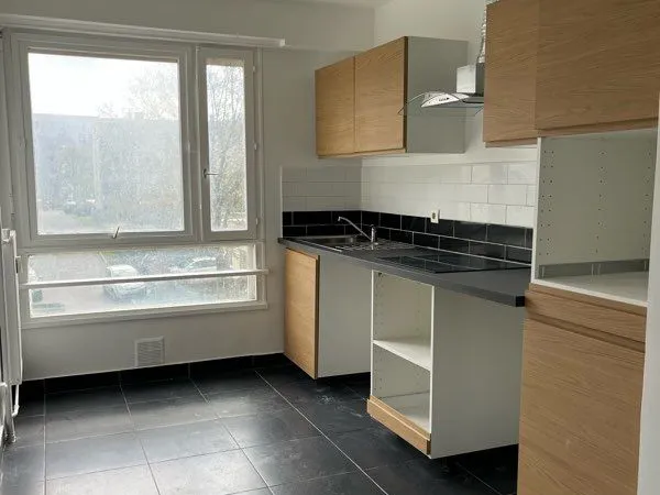 4 pièces 82 m2 Evry -Bras de Fer