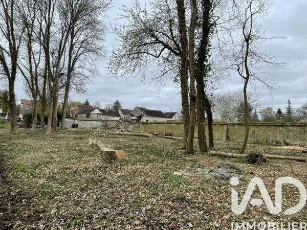 Terrain 832 m²