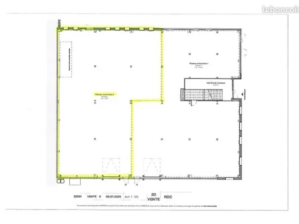 Local 443 m²