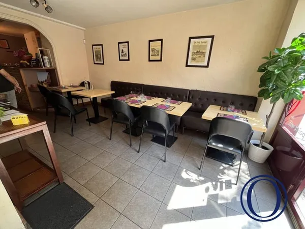 Fonds de commerce 180 m²