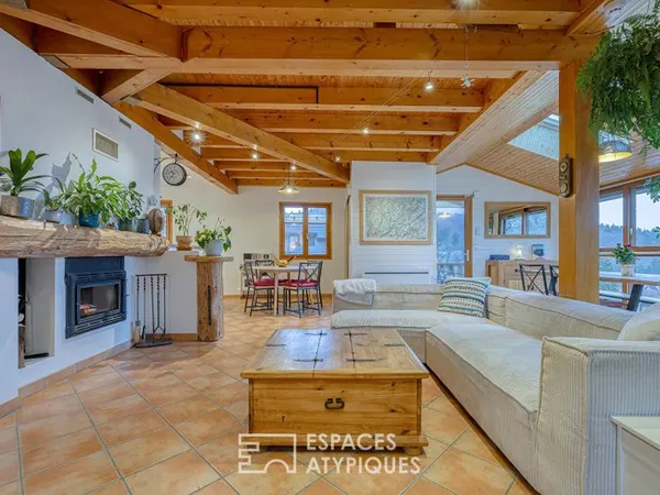 Duplex rénové avec jardin et terrasse ombragée vue sur le lac