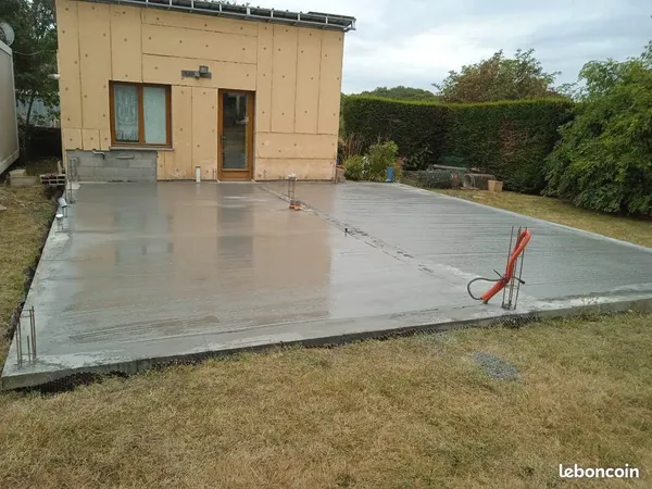 Construction en cours 20 m2 habitable+ terrain