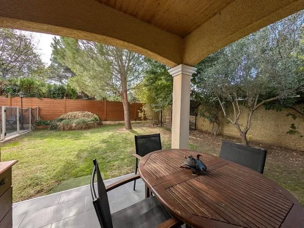 Maison de plain-pied 5 pièces 117 m²
