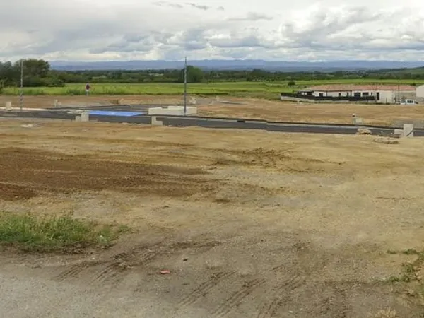 Terrain 341 m²