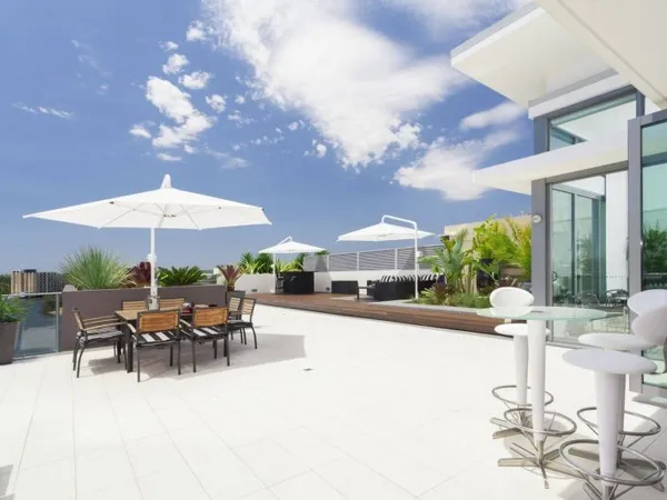 Duplex 5 pièces 145 m²