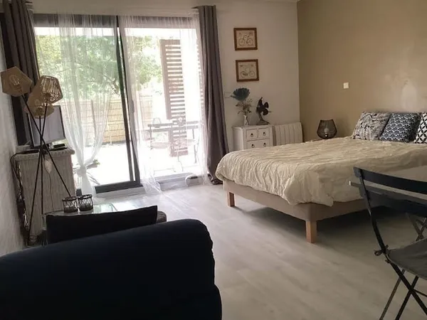 Studio 1 pièce 23 m²