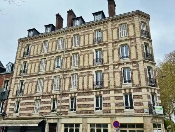 Appartement 4 pièces 127 m²
