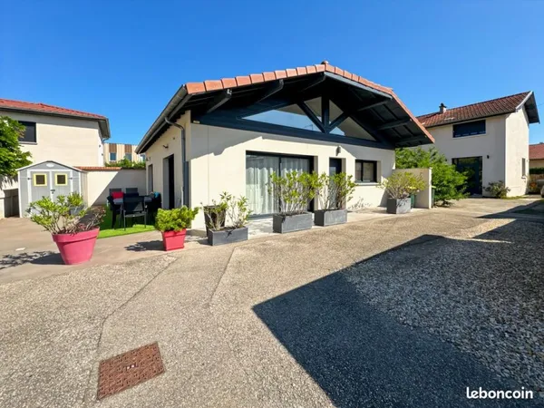 Maison 3 pièces 85 m²