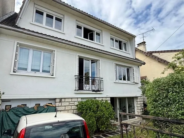 Maison 6 pièces 151 m²