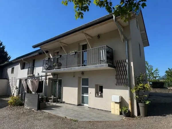Maison 4 pièces 77 m²