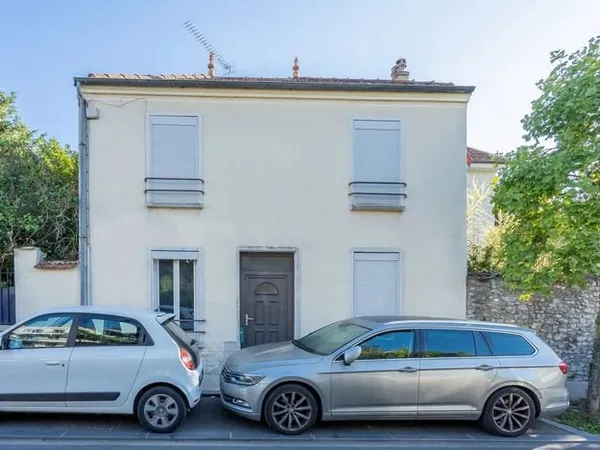 Maison 2 pièces 115 m²