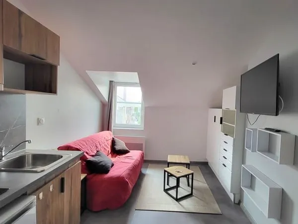 Studio 1 pièce 14 m²