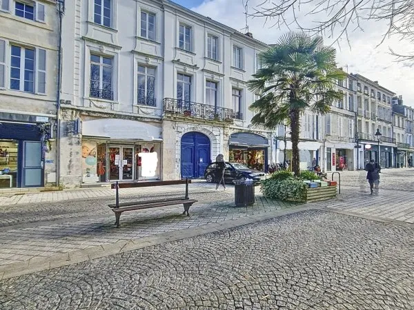 Appartement 4 pièces 122 m²