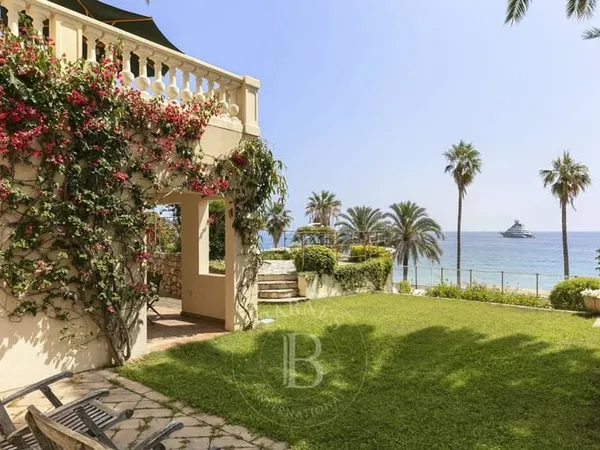 CANNES FRONT DE MER - VILLA BELLE ÉPOQUE - 7 CHAMBRES