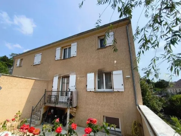Maison 7 pièces 147 m²