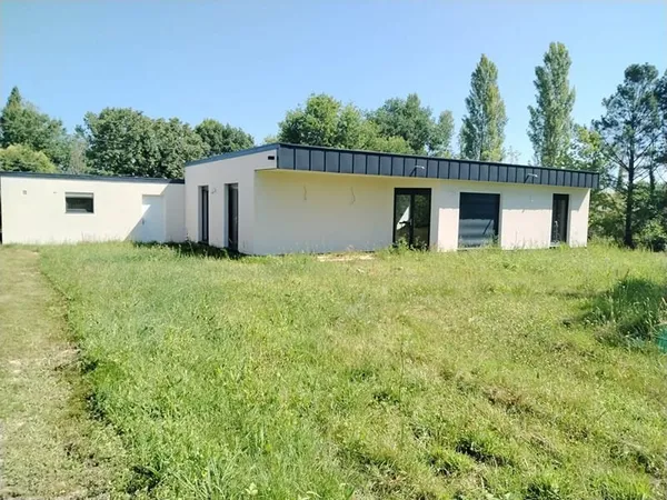 Montpon Menesterol