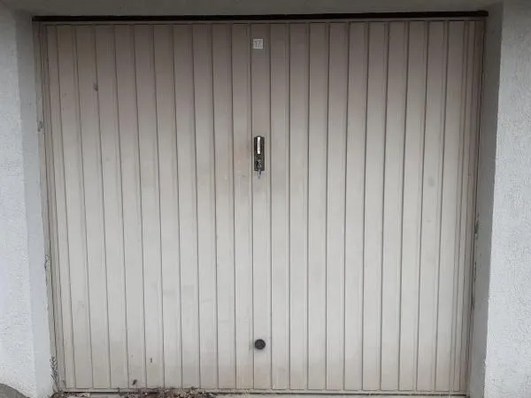 Garage/box 12 m² Bons En Chablais