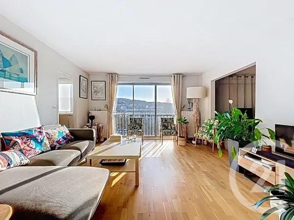 Appartement 4 pièces 91 m²