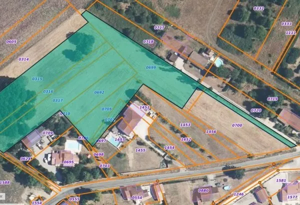 Terrain 10000m²