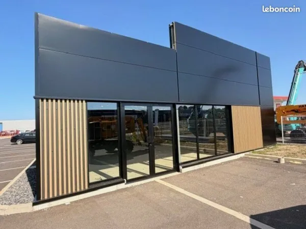Local commercial 264 m²