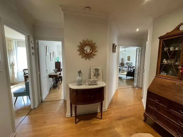 T4 avec balcon au 1er étage