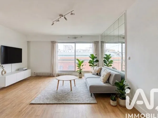 Appartement 5 pièces 104 m²