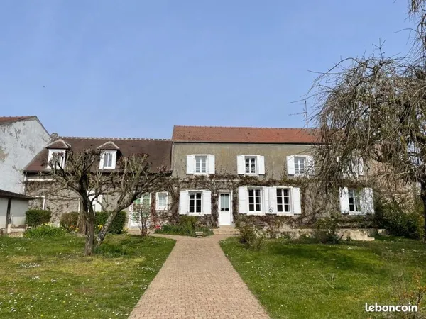 Villa 9 Pièces de 240m²