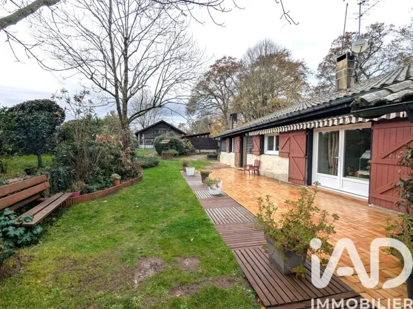 Maison 9 pièces 90 m²