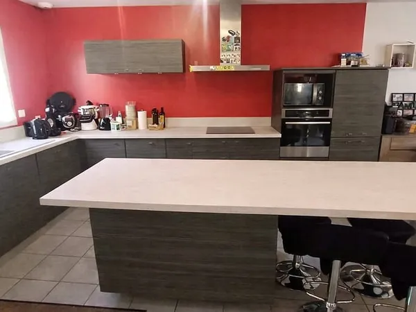 Maison de plain pied + annexes