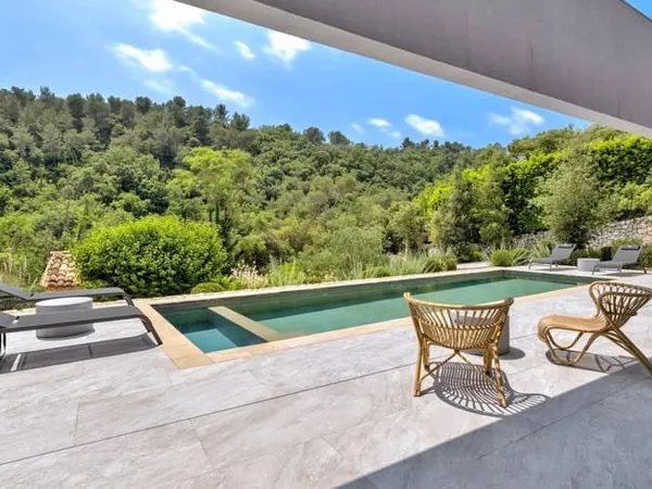 Villa au Paradis dans la nature à 500m du coeur de Valbonne