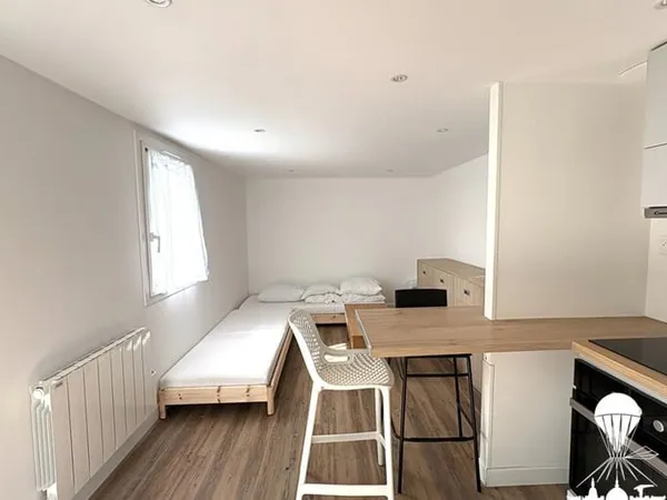 QUARTIER BEAUJOIRE / LA HALVEQUE - Un studio meublé et rénové