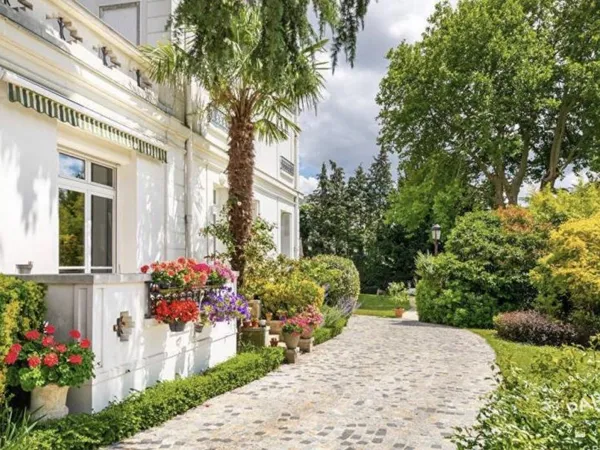 Maison 9 pièces 265 m²