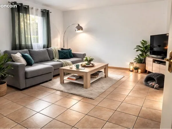 🏡 Coup de coeur - T3 lumineux 70 m² avec balcon + parking - Vichy