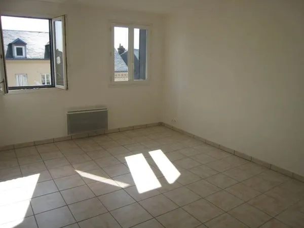 A Louer Appartement De Type F3 - LE HAVRE - Rond Point